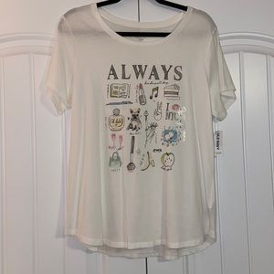 Old Navy Womens wear everywhere white L tee